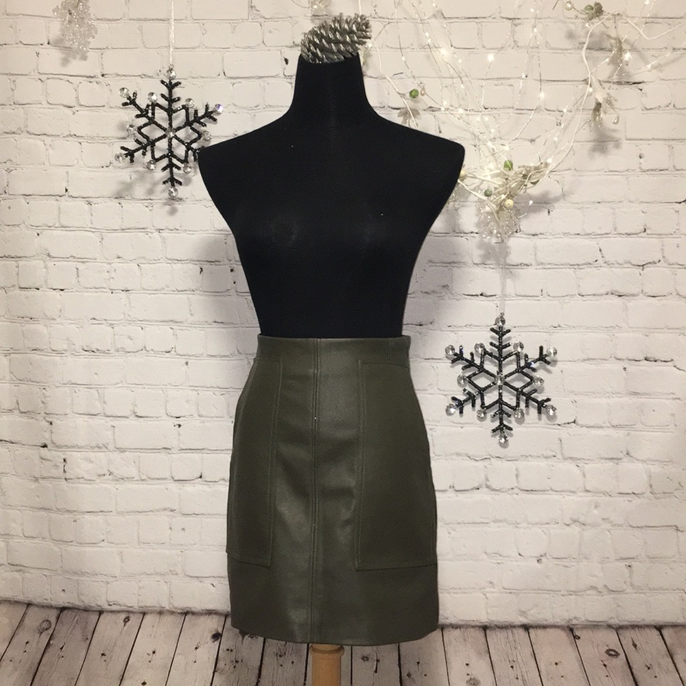 Faux Leather Mini Skirt - Picture 3 of 6